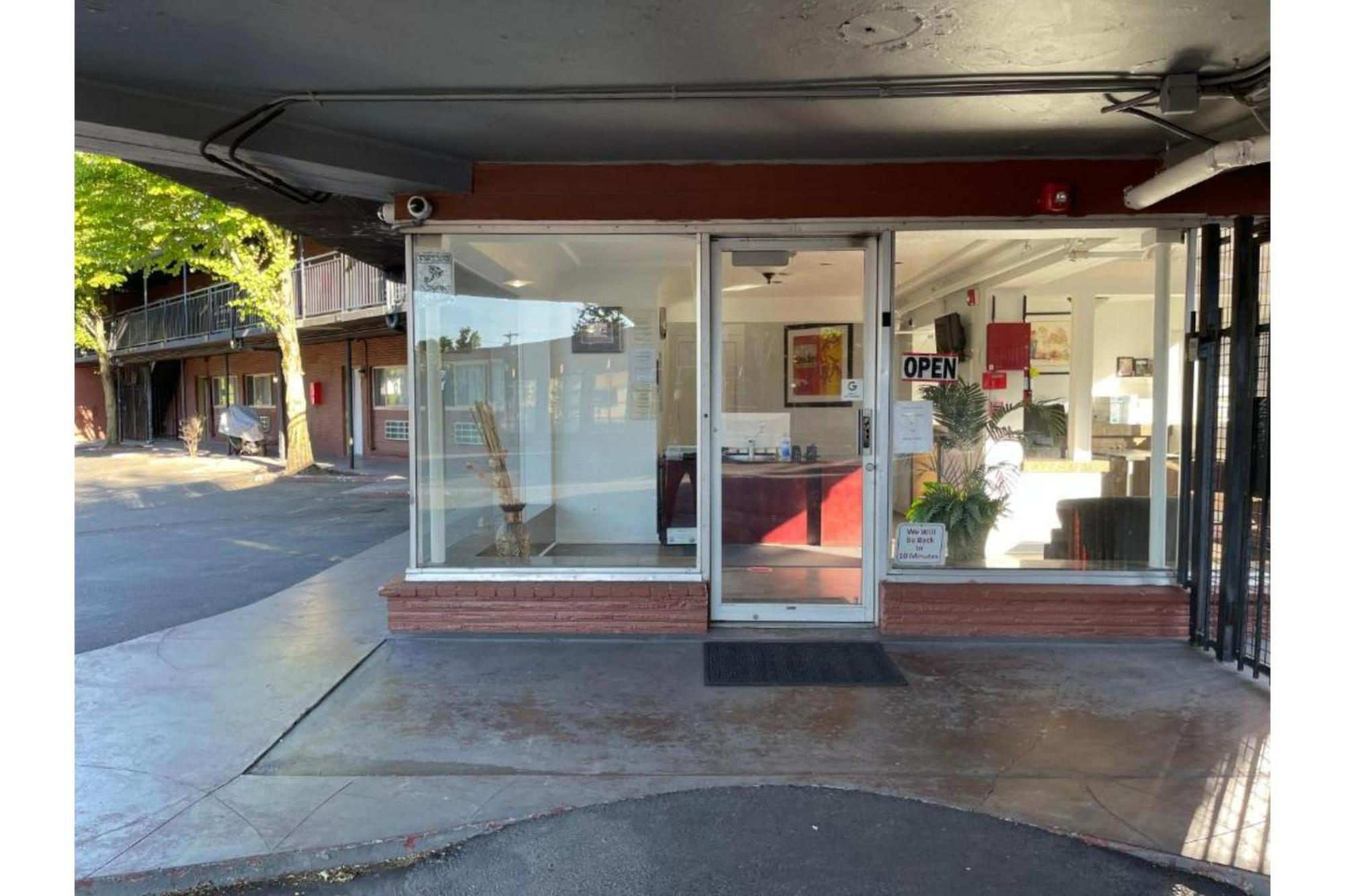 Banfield Studios By Oyo Portland Or Extérieur photo